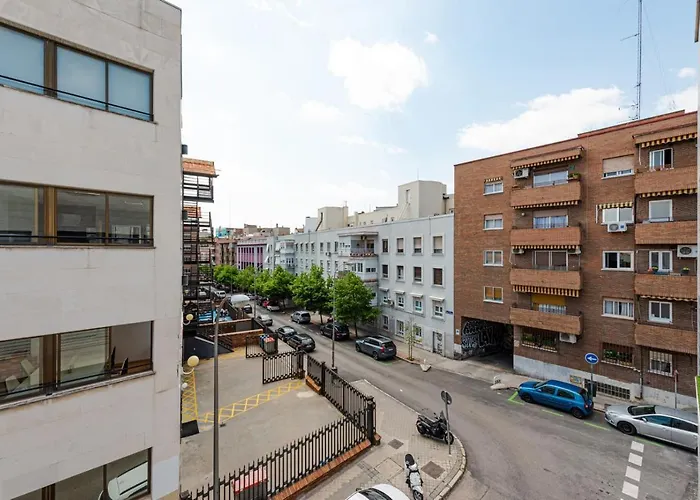 Magnificient Furnished Francisco Remiro Apartments In Guindalera